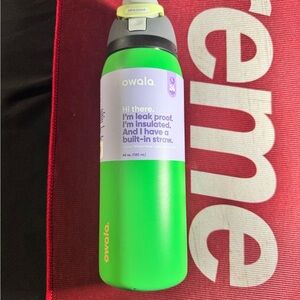 Owala Green Insulated Water Bottle 40 oz
